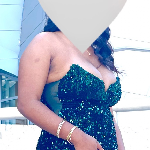 PROM DRESS…Emerald green sequence formal dress - Picture 4 of 4